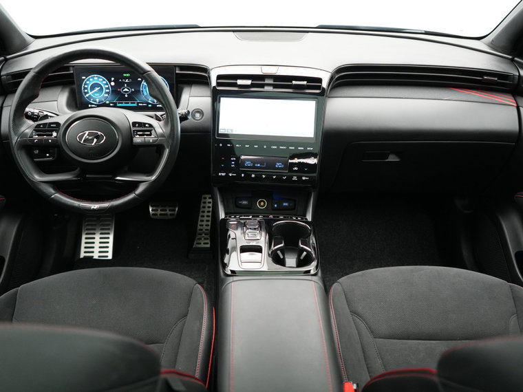 Vehicle Image 15