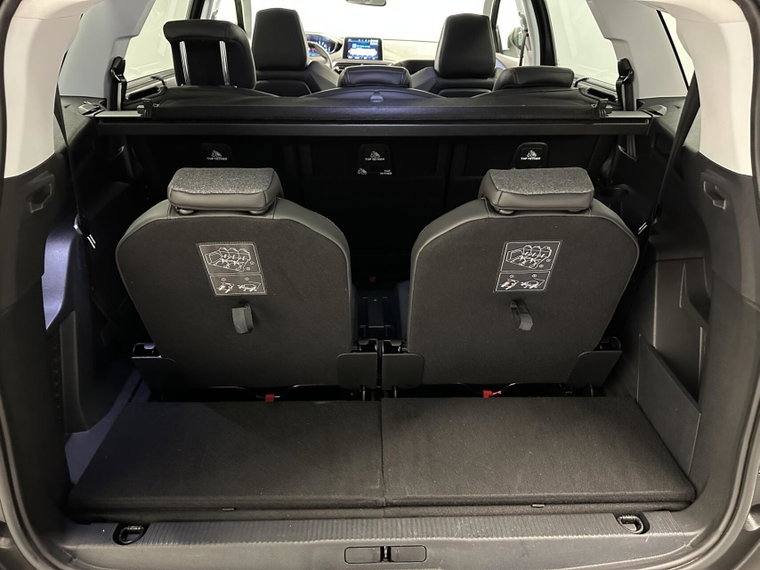 Vehicle Image 38