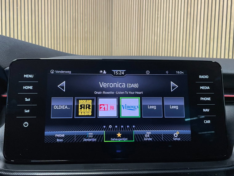 Vehicle Image 37