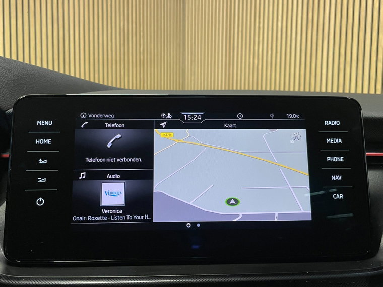 Vehicle Image 38