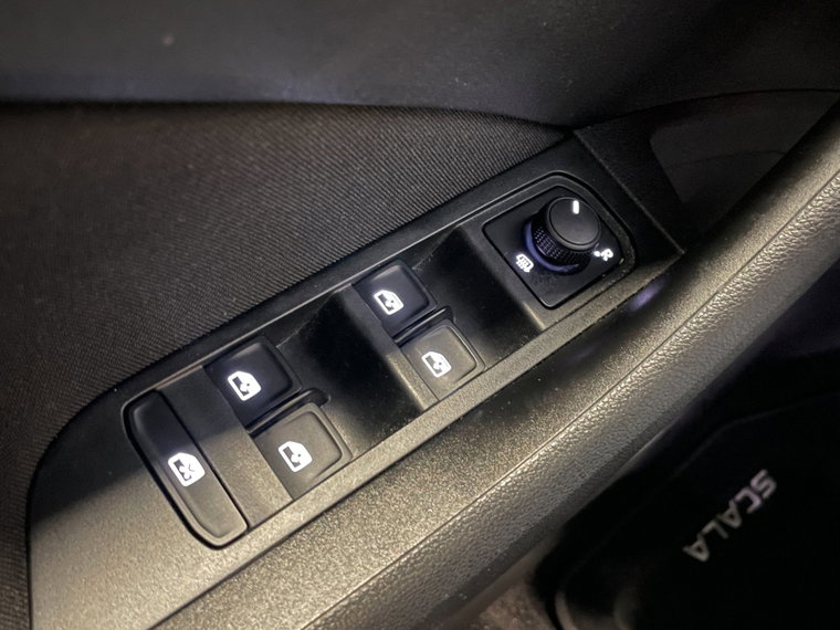 Vehicle Image 42