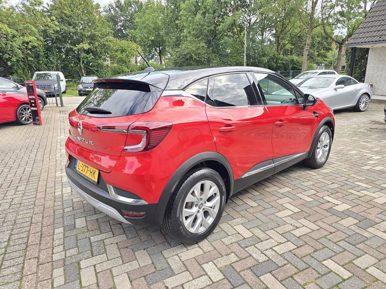 Vehicle Image 40