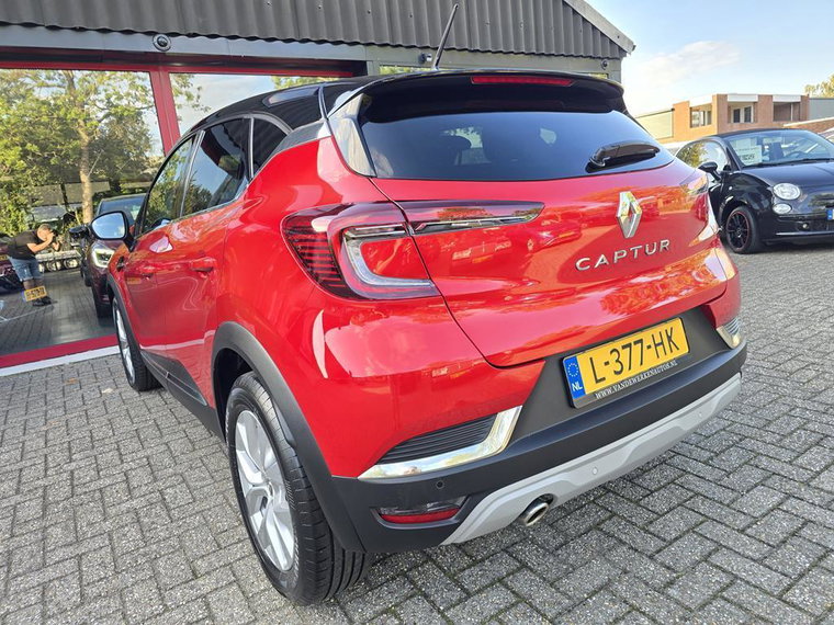 Vehicle Image 43