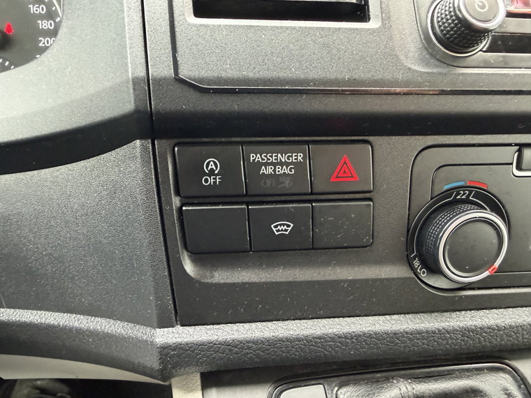 Vehicle Image 28
