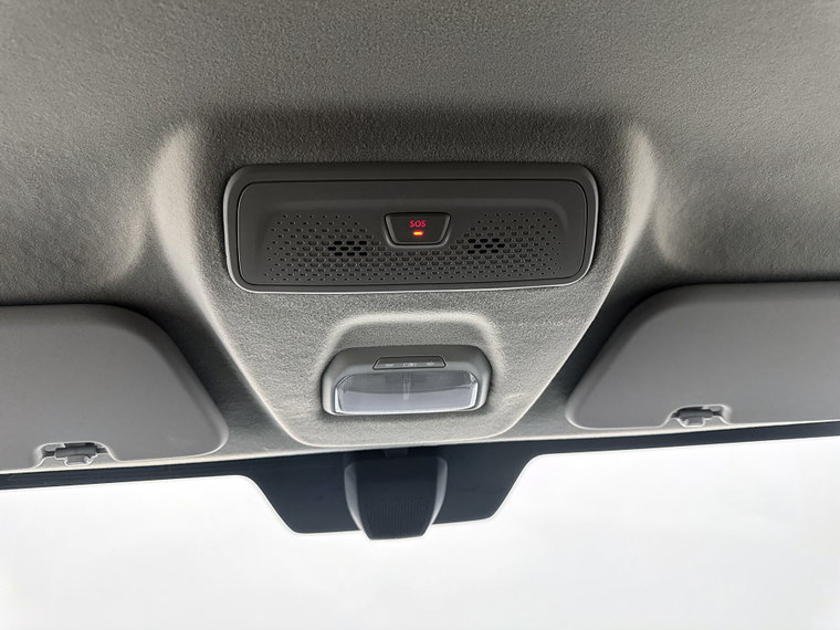 Vehicle Image 24