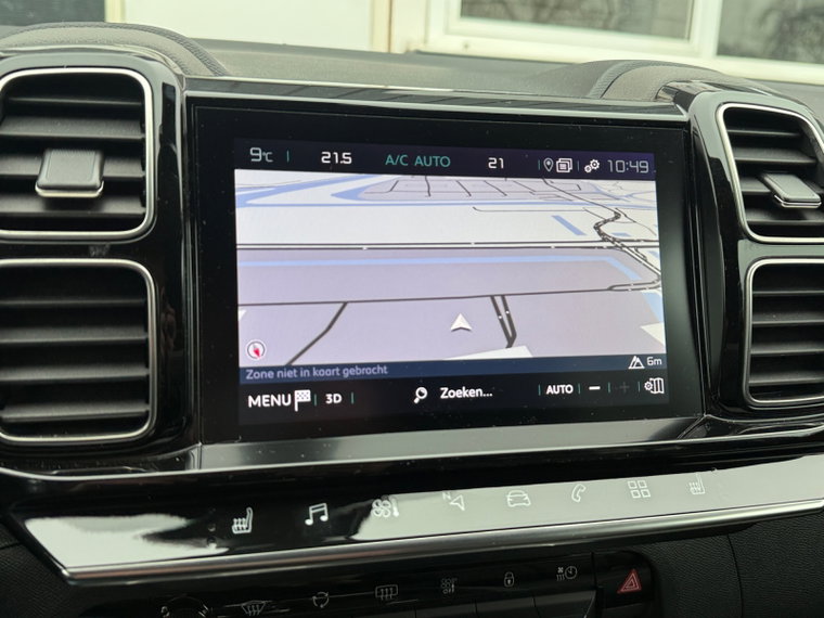 Vehicle Image 37