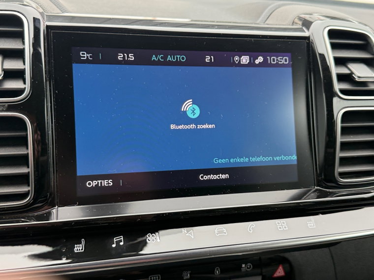 Vehicle Image 41