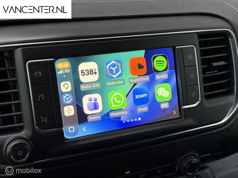 Vehicle Image 11
