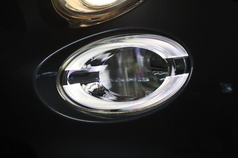 Vehicle Image 30