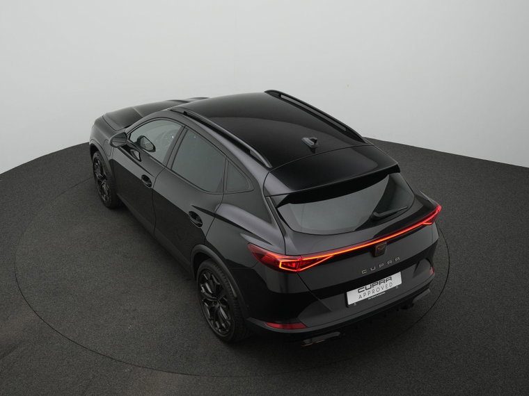 Vehicle Image 32