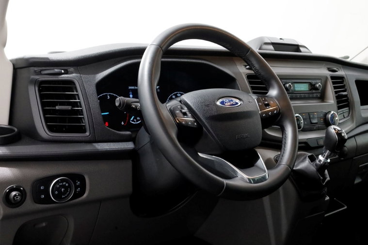 Vehicle Image 14