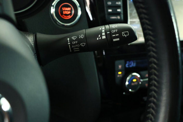 Vehicle Image 25