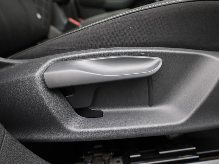 Vehicle Image 27