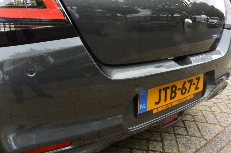 Vehicle Image 13