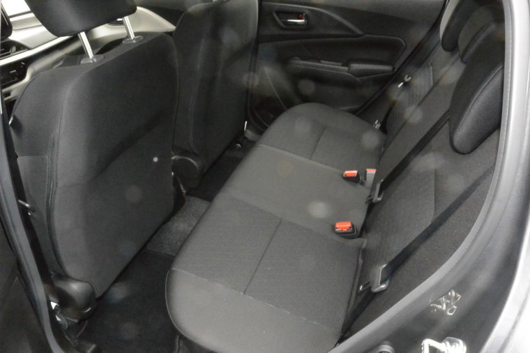 Vehicle Image 22