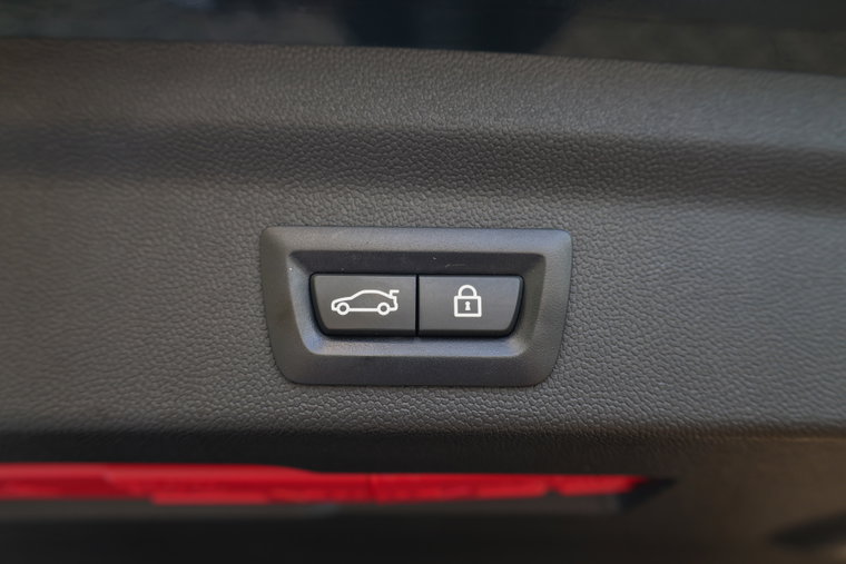 Vehicle Image 48