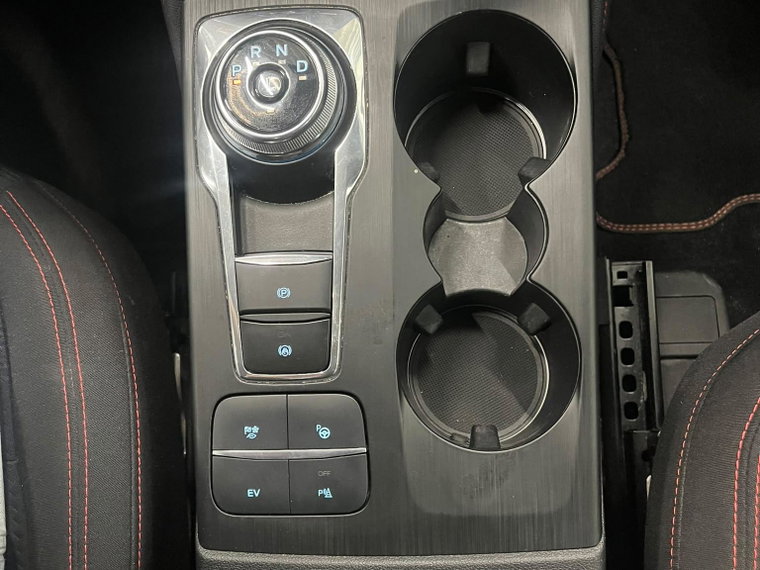 Vehicle Image 25
