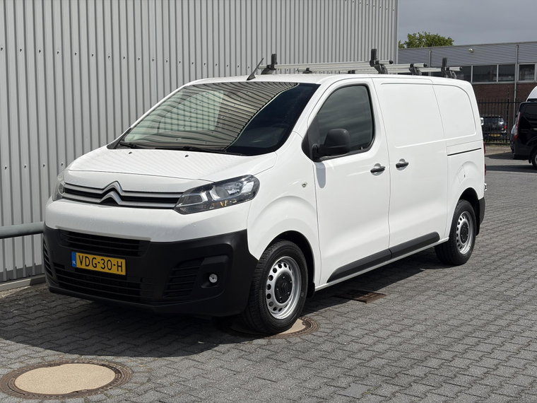 Vehicle Image 28