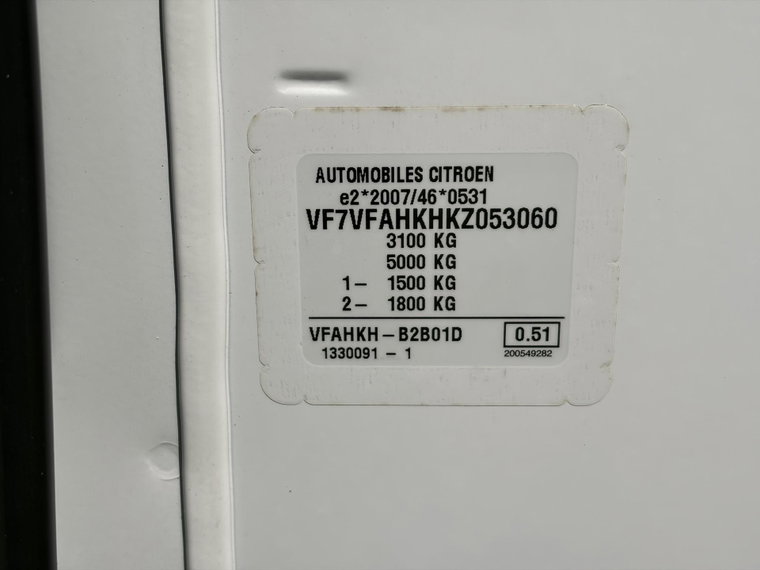 Vehicle Image 35