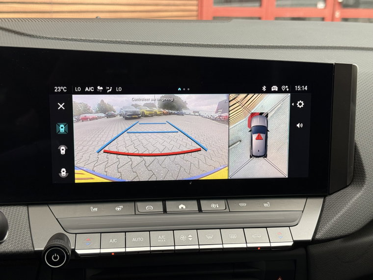 Vehicle Image 31