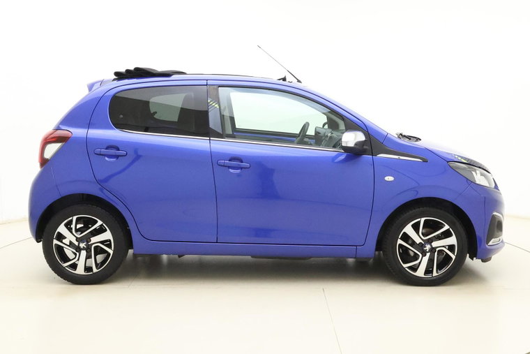 Vehicle Image 9
