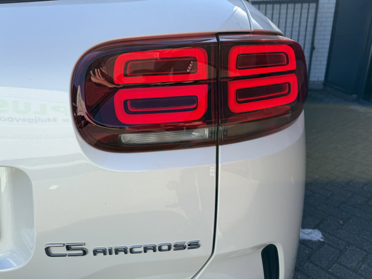 Vehicle Image 45