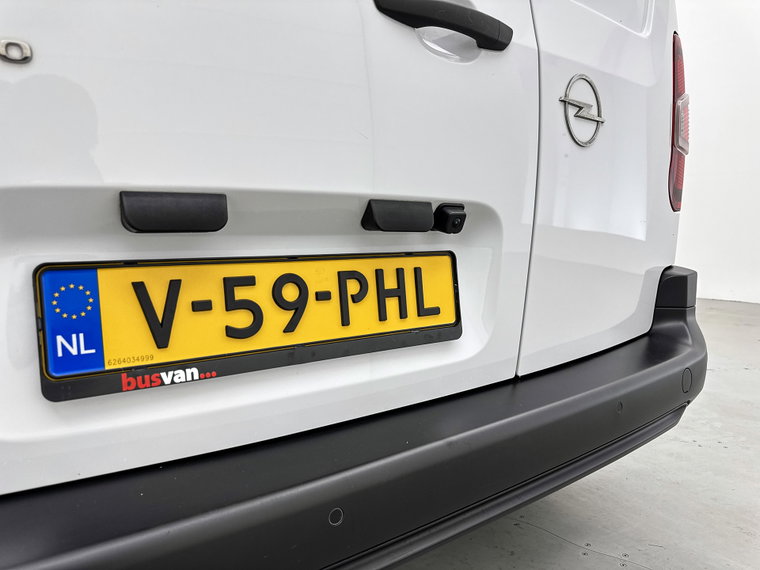 Vehicle Image 38