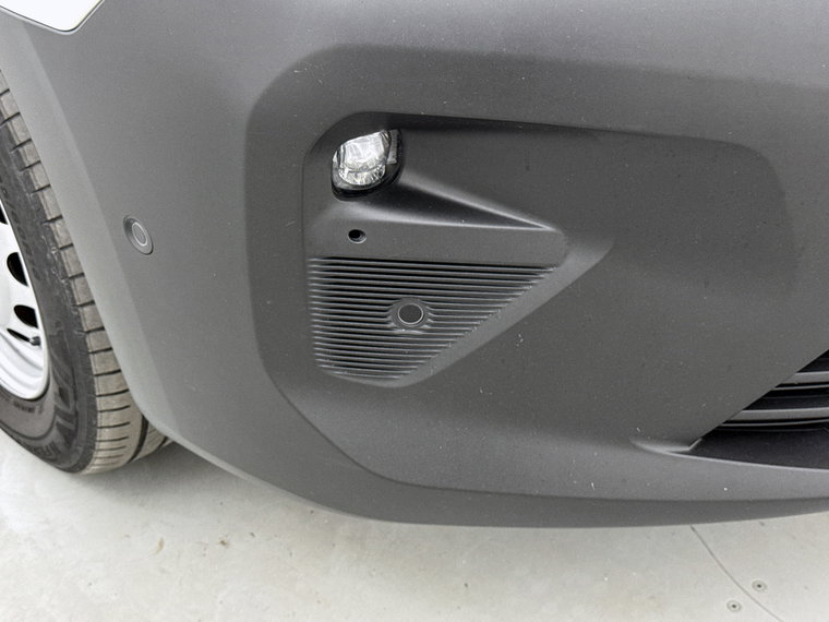 Vehicle Image 40