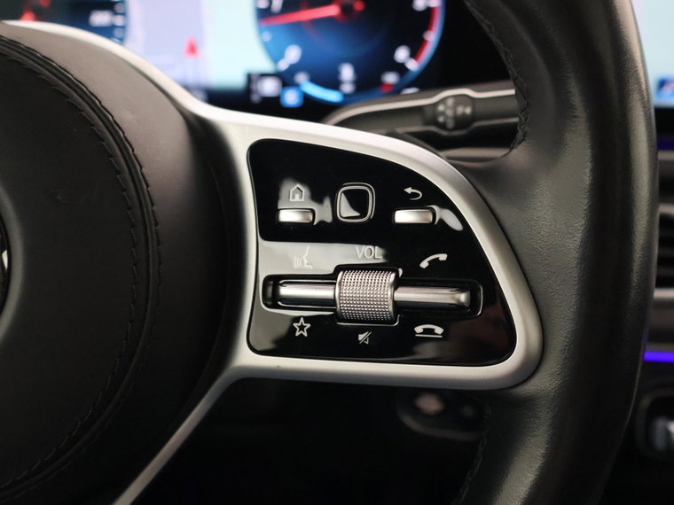 Vehicle Image 33