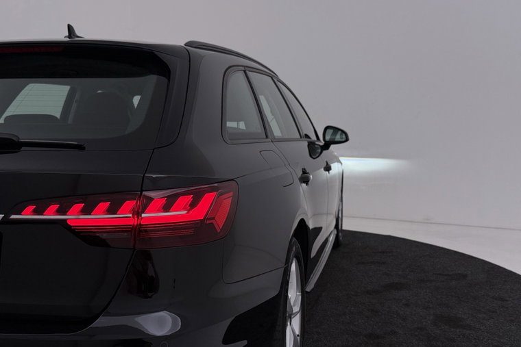 Vehicle Image 45