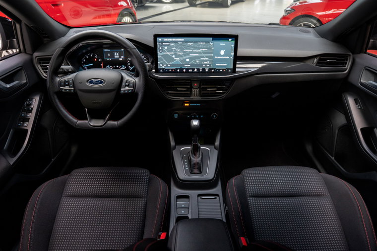 Vehicle Image 11