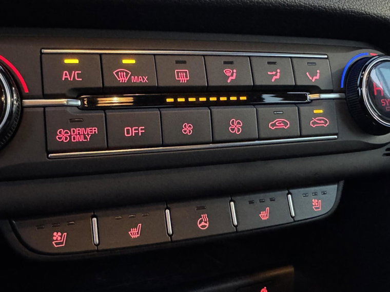 Vehicle Image 37