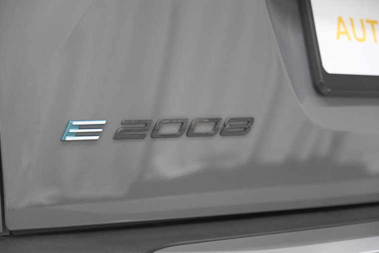 Vehicle Image 26