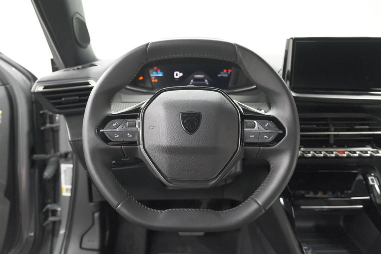 Vehicle Image 34