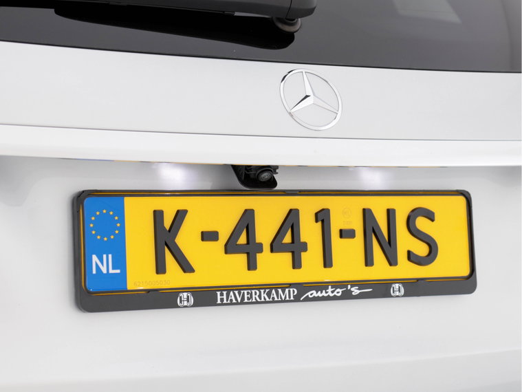 Vehicle Image 28