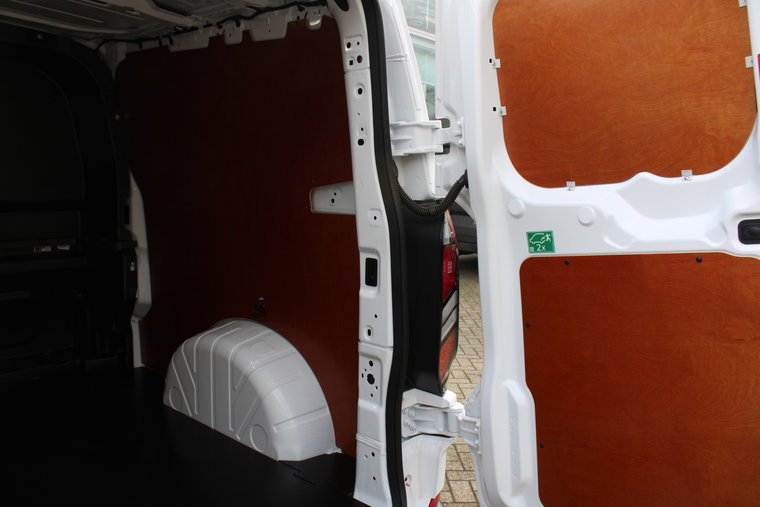Vehicle Image 31