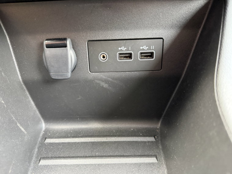 Vehicle Image 27