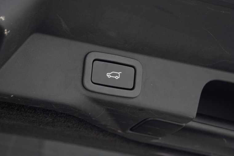 Vehicle Image 42