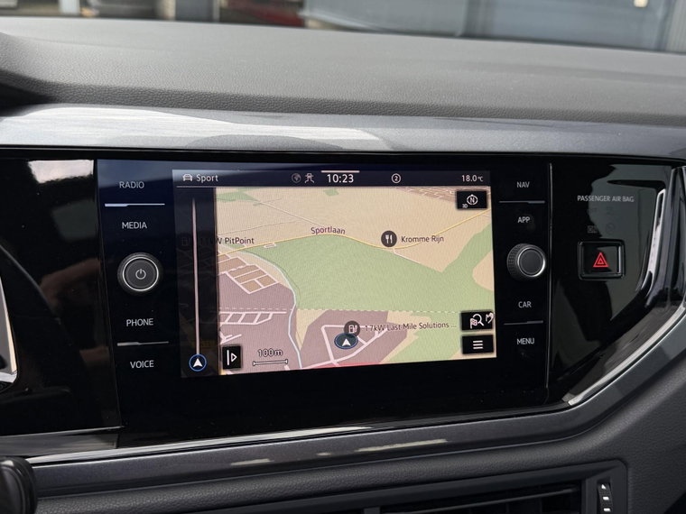 Vehicle Image 15