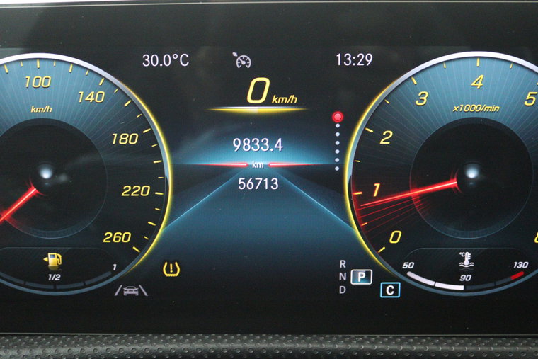 Vehicle Image 12