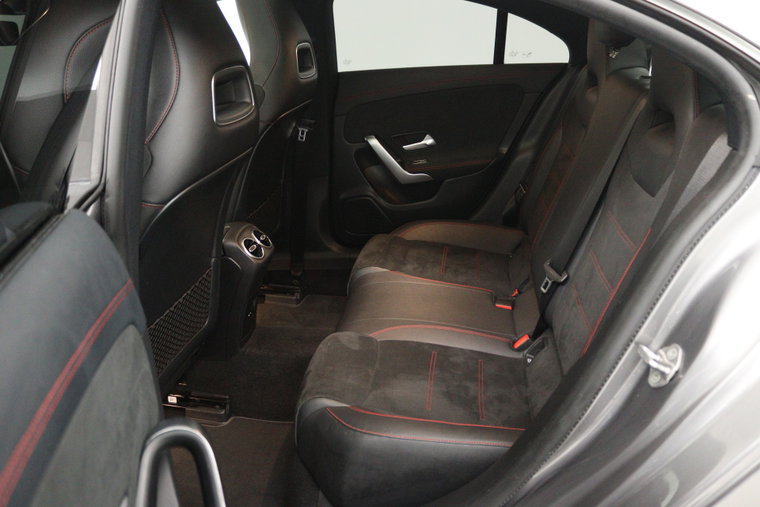 Vehicle Image 23