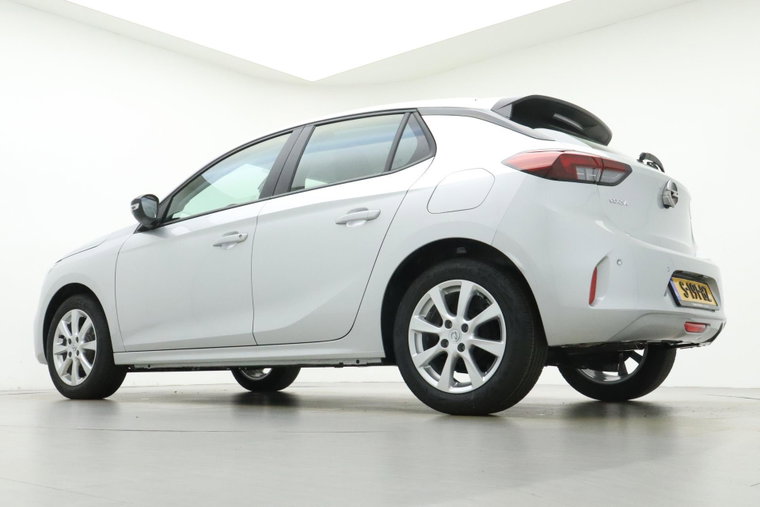 Vehicle Image 12