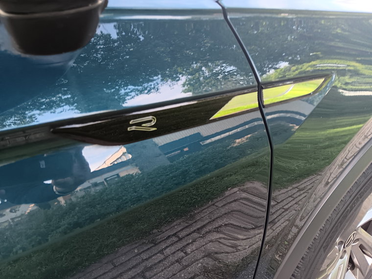 Vehicle Image 52