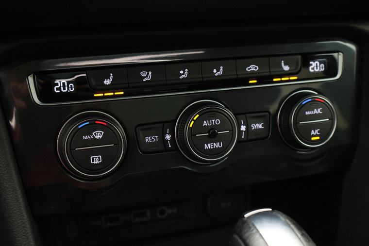 Vehicle Image 52