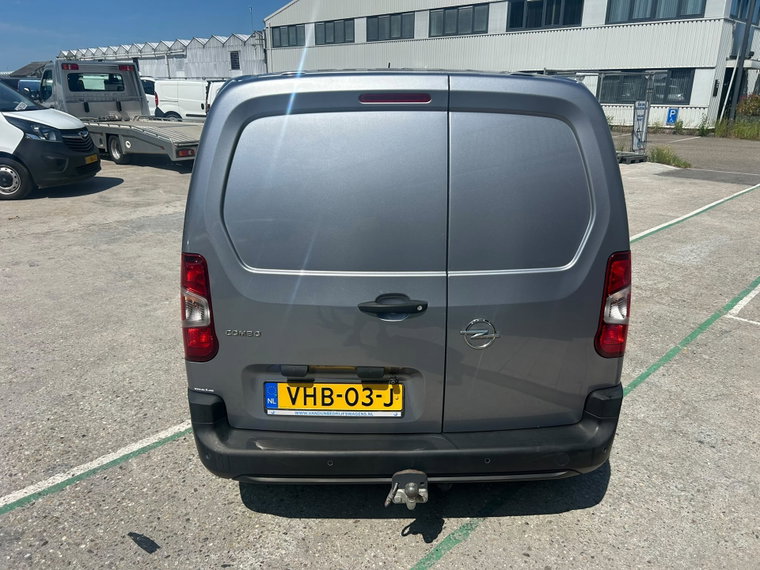 Vehicle Image 11