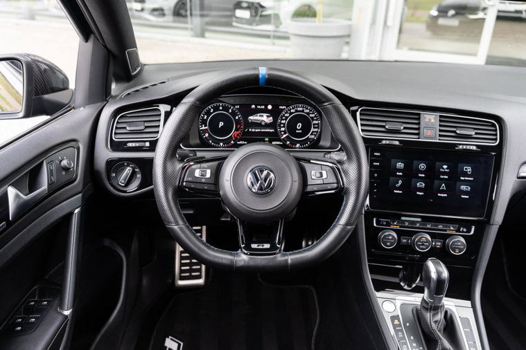 Vehicle Image 19