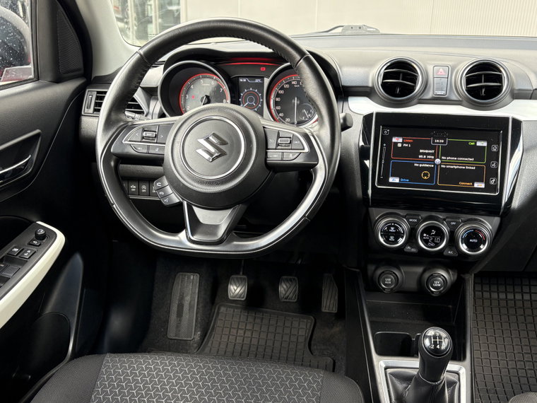Vehicle Image 13