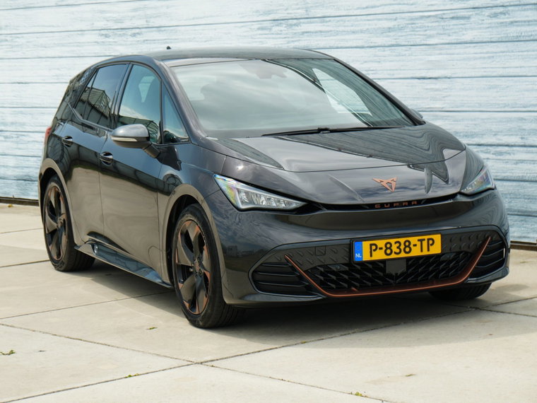 Vehicle Image 32