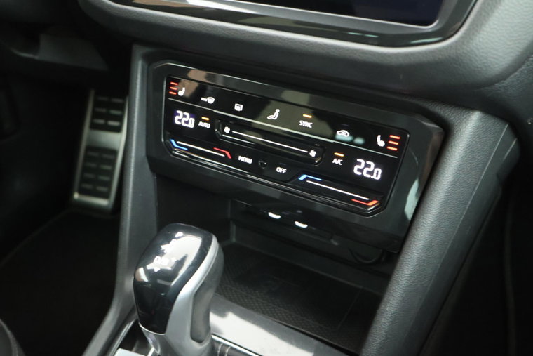 Vehicle Image 40