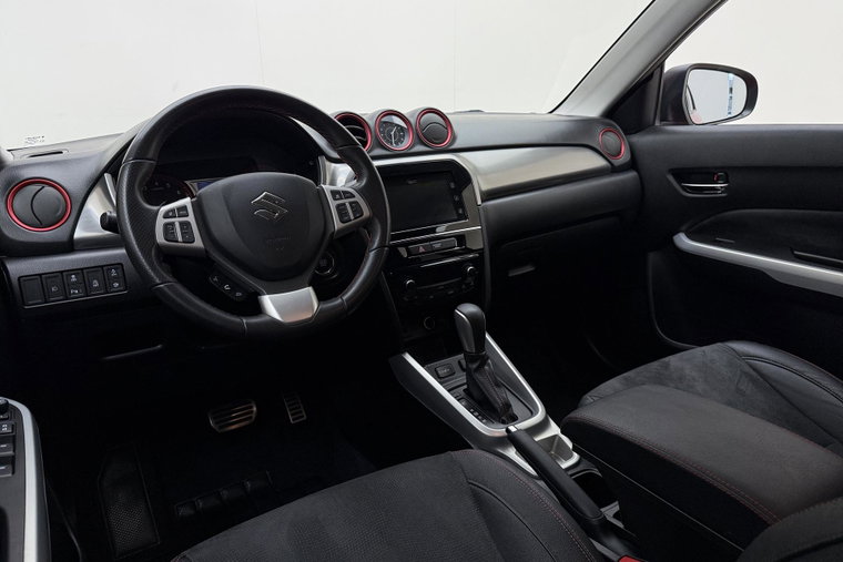 Vehicle Image 17